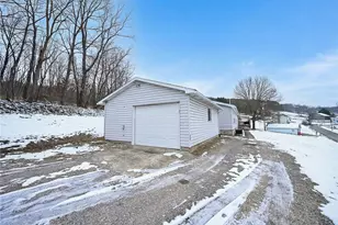 42 Gress Rd, Washington/Creekside, PA 15732 - Photo 32