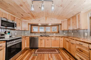 42 Gress Rd, Washington/Creekside, PA 15732 - Photo 8