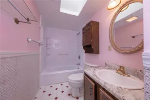 410 Anna Marie Dr, Cranberry Township, PA 16066 - Photo 12