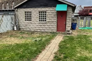 111 Auriles St, Duquesne, PA 15110 - Photo 24