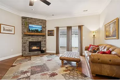 336 Village Court, Ligonier Boro, PA 15658 - Photo 2