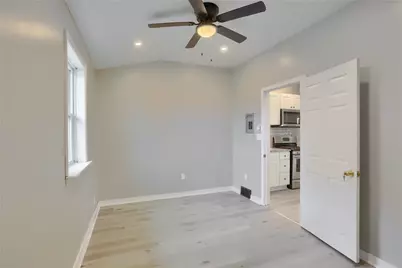 620 Wayne Ave, Ellwood City, PA 16117 - Photo 12