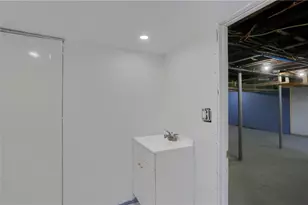 620 Wayne Ave, Ellwood City, PA 16117 - Photo 22