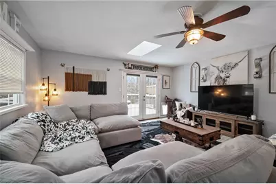 712 Lafayette Dr, Clairton, PA 15025 - Photo 16