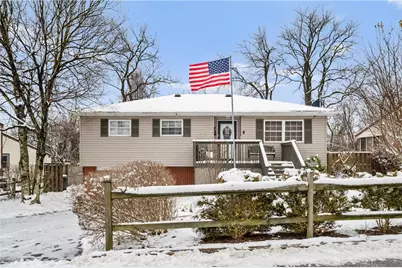 712 Lafayette Dr, Clairton, PA 15025 - Photo 2