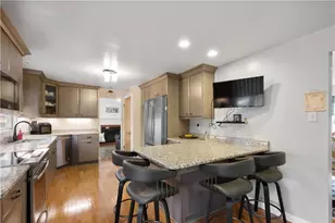 1535 Theresa Ave, South Park, PA 15129 - Photo 16