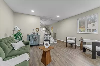 5824 Holsing St, Elizabeth Twp/Boro, PA 15135 - Photo 4