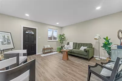 5824 Holsing St, Elizabeth Twp/Boro, PA 15135 - Photo 2