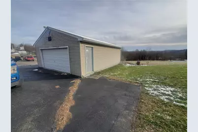 1102 Ross Ave, Manor Township, PA 16226 - Photo 18