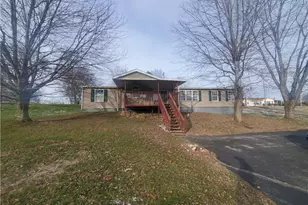 1102 Ross Ave, Manor Township, PA 16226 - Photo 4