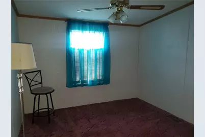 1102 Ross Ave, Manor Township, PA 16226 - Photo 10