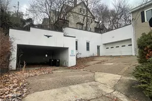 701 Thompson, Donora, PA 15033 - Photo 2