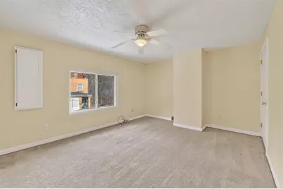 301 Milroy St, Pittsburgh, PA 15214 - Photo 16