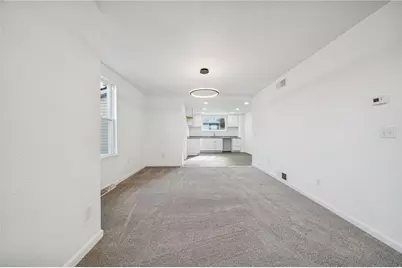 408 Church St #408, Sewickley Township, PA 15637 - Photo 4