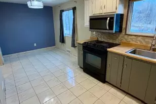 729 De Haviland Dr, Pittsburgh, PA 15239 - Photo 6