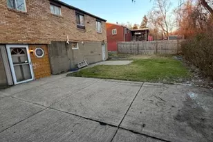 729 De Haviland Dr, Pittsburgh, PA 15239 - Photo 24