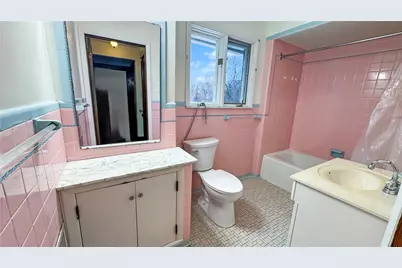 1601 Aurelius St, Pittsburgh, PA 15218 - Photo 26