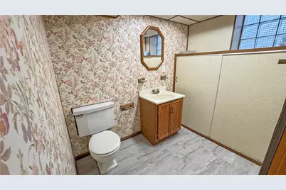 1601 Aurelius St, Pittsburgh, PA 15218 - Photo 16