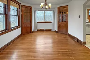 1601 Aurelius St, Pittsburgh, PA 15218 - Photo 12