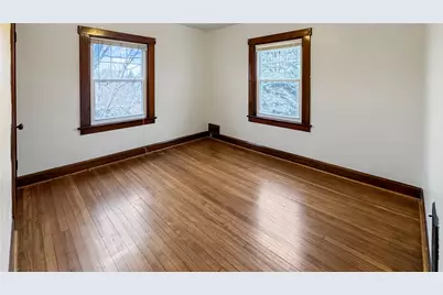 1601 Aurelius St, Pittsburgh, PA 15218 - Photo 22