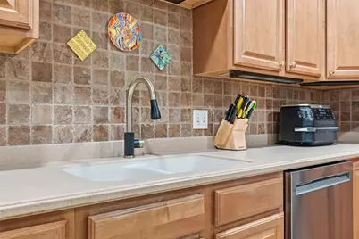 1004 Park Place Ln #1004, Cecil, PA 15317 - Photo 16