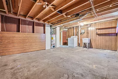 711 Hiland Ave, Coraopolis, PA 15108 - Photo 28