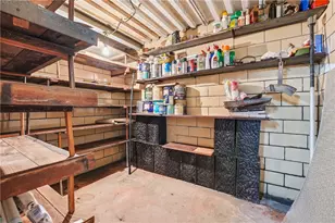 711 Hiland Ave, Coraopolis, PA 15108 - Photo 24