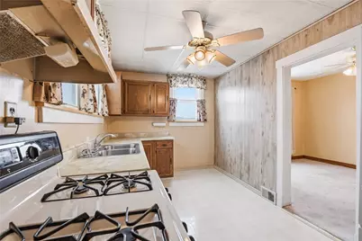 711 Hiland Ave, Coraopolis, PA 15108 - Photo 16