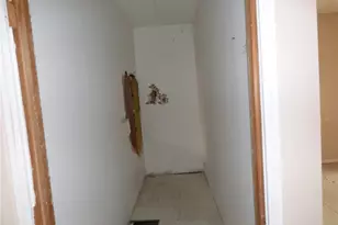 911 Amherst St, Elliott, PA 15220 - Photo 26