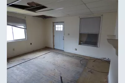 911 Amherst St, Elliott, PA 15220 - Photo 10