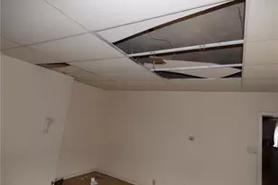 911 Amherst St, Elliott, PA 15220 - Photo 8