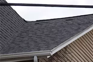 911 Amherst St, Elliott, PA 15220 - Photo 4