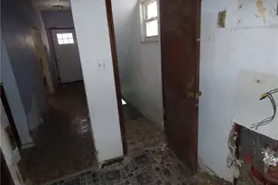 304 Lorenz Ave, Elliott, PA 15220 - Photo 34