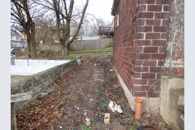 304 Lorenz Ave, Elliott, PA 15220 - Photo 6