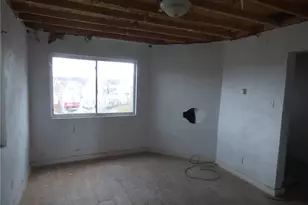 1021 Rue Grande Vue St, Elliott, PA 15220 - Photo 8