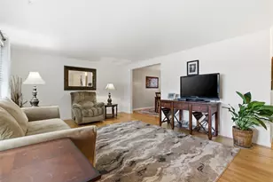 979 Cork Dr, Bethel Park, PA 15102 - Photo 12