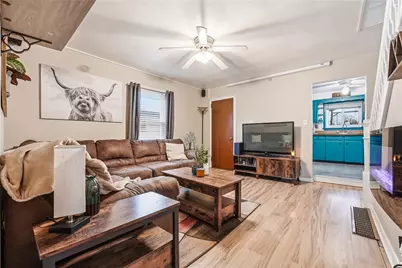 16 S 9th St, Sharpsville, PA 16150 - Photo 6