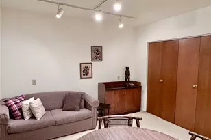 2525 Greensburg Pike, Pittsburgh, PA 15221 - Photo 18