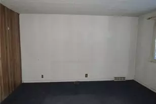 130 Woodland Ave, Washington, PA 15301 - Photo 2