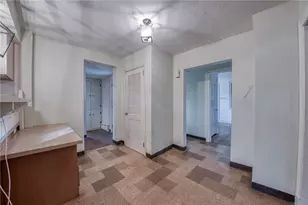 2294 Clearvue Rd, Pittsburgh, PA 15237 - Photo 12