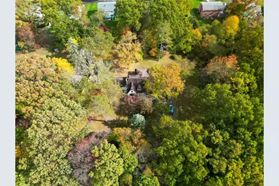 2294 Clearvue Rd, Pittsburgh, PA 15237 - Photo 2