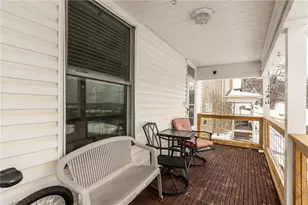 325 E Grant St, Houston, PA 15342 - Photo 6