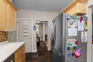 325 E Grant St, Houston, PA 15342 - Photo 12