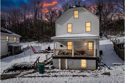 325 E Grant St, Houston, PA 15342 - Photo 1