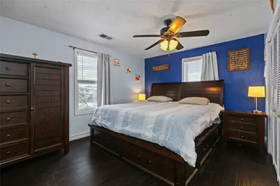 325 E Grant St, Houston, PA 15342 - Photo 22