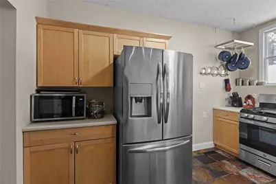 325 E Grant St, Houston, PA 15342 - Photo 14