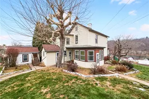 136 1/2 Chess St, Monongahela, PA 15063 - Photo 4