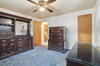 494 Barbara Dr, Pittsburgh, PA 15227 - Photo 10