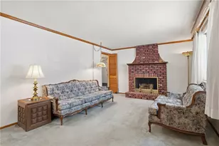 494 Barbara Dr, Pittsburgh, PA 15227 - Photo 6