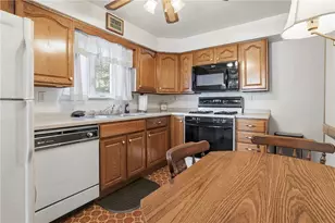 494 Barbara Dr, Pittsburgh, PA 15227 - Photo 18